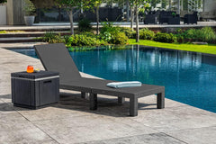 Allibert by Keter Daytona Deluxe Sonnenliege für Garten, Terrasse & Balkon mit verstellbarem Kopfteil, grau, inkl. Auflage, Gartenliege aus Kunststoff, flache Rattanoptik, 195x65x25,5 cm