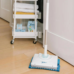 With adjustable handle and built-in water tank - built-in LED lights for thorough cleaning - wireless, battery-powered and easy to use - suitable for all floor types, environmentally friendly and sustainable